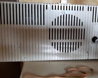 Vintage GE General Electric Clock Am/FM Radio Works