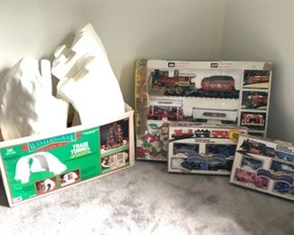 Assorted Trains and accessories 