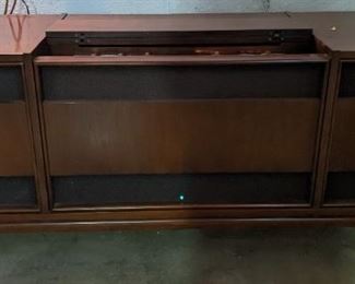 Mid-century Zenith Stereophonic High Fidelity Solid State Console