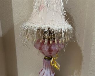 Vintage Fenton table lamp