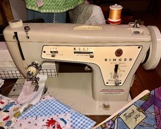 Singer Fashion Mate 237 sewing machine