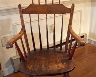 comb back windsor rocker