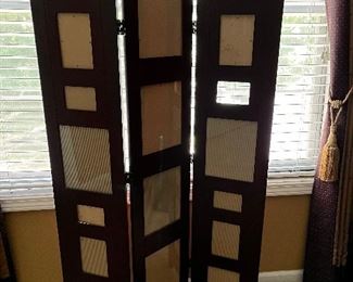 Picture frame folding screen