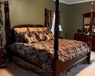 Pennsylvania House King Poster Bed, Bed Linens