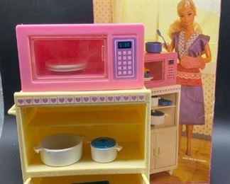 Mattel Barbie Kitchen Accents Play set
