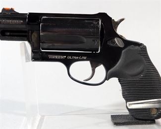 Taurus The Judge Ultra Lite Public Defender .45 LC/ .410 ga 5-Shot Revolver SN# DY327899, In Box

