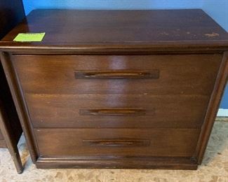 Broyhill "Emphasis"  mid century 3 drawer chest