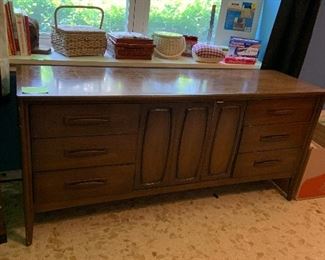 Broyhill "Emphasis" 9 drawer chest, walnut