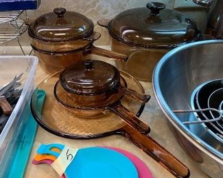 Visions cookware set