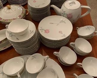 vintage set of "Etude" china