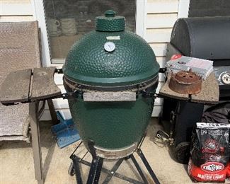 Big green egg grill