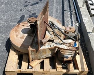 Large Round Grinding Wheel Sharpening Mill Stone, 32" Diameter, Approx 800 Lbs, From Swift Meat Packing Plant Kansas City, Disassembled On Pallet