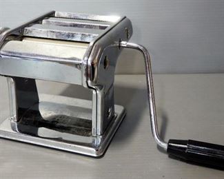 Marcato Ampia Pasta Machine, Hand-Crank