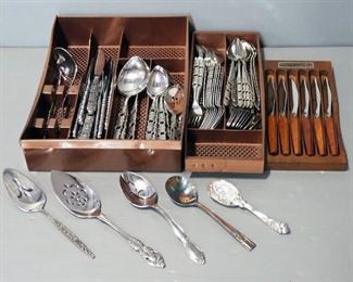 Oneida Flatware Set, Approx 83 Pieces, Town & Country 6 Knife Set, And Rogers Bros And Oneida Serving Ware