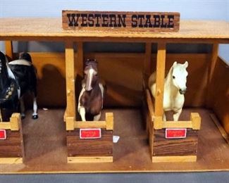 Horse Figurines, Various Scales, Model Horse Stable (13" H x 24" W x 13" D), Cart, And More