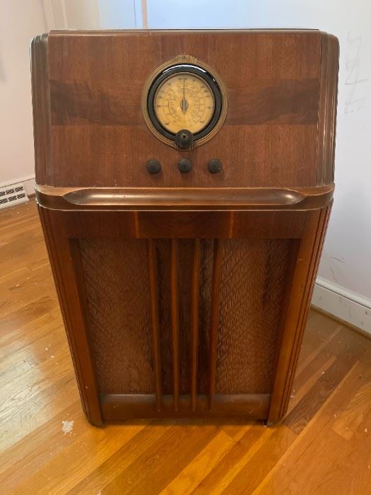 001 The Philco American And Foreign Broadcasting
