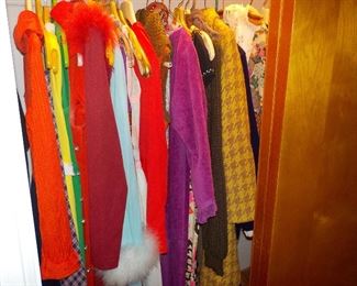 Whoa Nelly, Vintage clothes galore !!