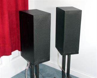 Paradigm LCR-450 Speakers
