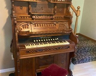 Beautiful Packard organ