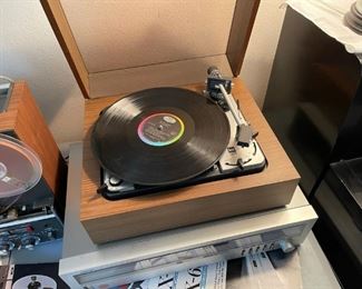 Dual Turntable 1019 