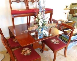 duncan phyfe style dining set