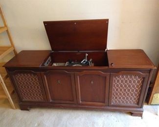 vintage cabinet radio stereo
