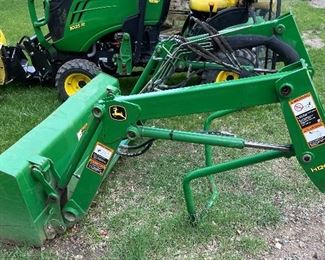JOHN DEERE “COMPACT TRACTOR (1025R) LOT- 304.3 hours 


1025R DIESEL TRACTOR
COZY CAB
CAB HEATER
BACK-UP CAMERA
LOADER
SNOW BLOWER WITH HYDRAULIC CHUTE ROTATION
POWER BROOM (Heavy Duty Broom 60) (USED ON 1 JOB APPROX 8 HOURS)
BLADE WITH HYDRALIC ANGLE (USED 1 WINTER) 
