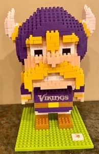 Lego Minnesota Vikings Player that measures 5.5 inches tall.
