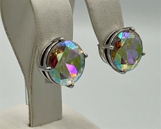 Beautiful sparkly prism earrings by Kate Spade. These are stunning and would go with any outfit! 