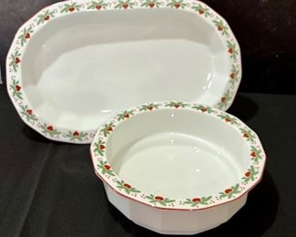 Porsgrund Hearts and Pines  9" Vegetable Bowl and Porgsrund Hearts and Pines Oval Platter (9.5" x 4") Both items in very good condition. 
