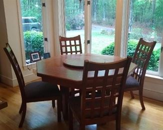 Octagon table, 4 chairs, lazy susan