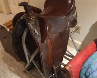 Australian Saddle. Good condition. Comes with a saddle stand.