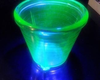 Uranium glass measuring cup 