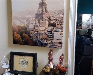 Parisian decor and art