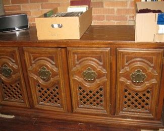 stereo console
