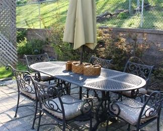 Patio table , 6 chairs & umbrella