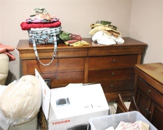 National Mt Airy bedroom set "Louis Phillipe" style