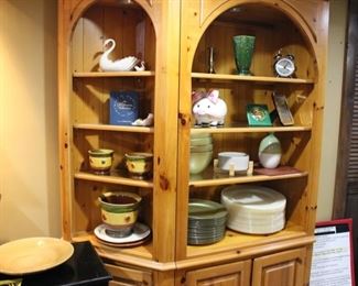 Pine wall unit