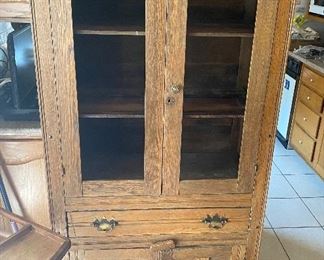 Old Oak Take Down Cabinet (No Glass)