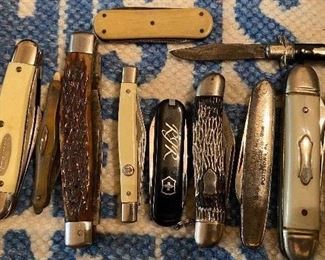 Assorted Vintage Pocketknives