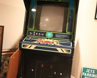 Atari Centipede arcade game - works!