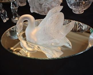 Lalique Cygne swan with mirror