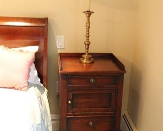 Pair Morgan Hill night stands