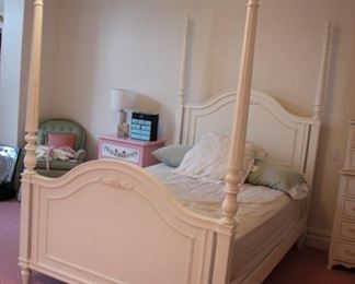 Ethan Allen four poster bed