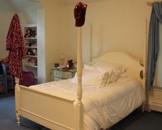 Ethan Allen four poster bed full size