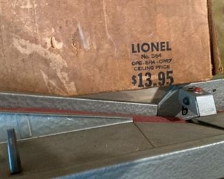 lionel no. 364 lumber loader w/ box