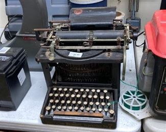 antique type writer