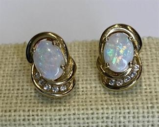 K002 10K Diamond Opal Earrings