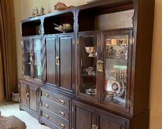 Henredon 3 piece cabinet unit