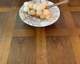 Marble bowl & fruit
